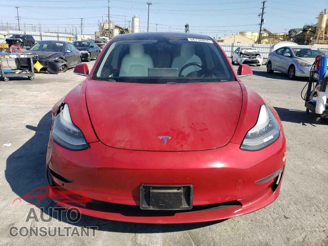 TESLA MODEL 3 2018 - 5YJ3E1EB0JF135187