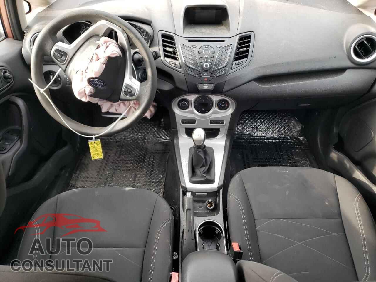 FORD FIESTA 2017 - 3FADP4EJ0HM104945
