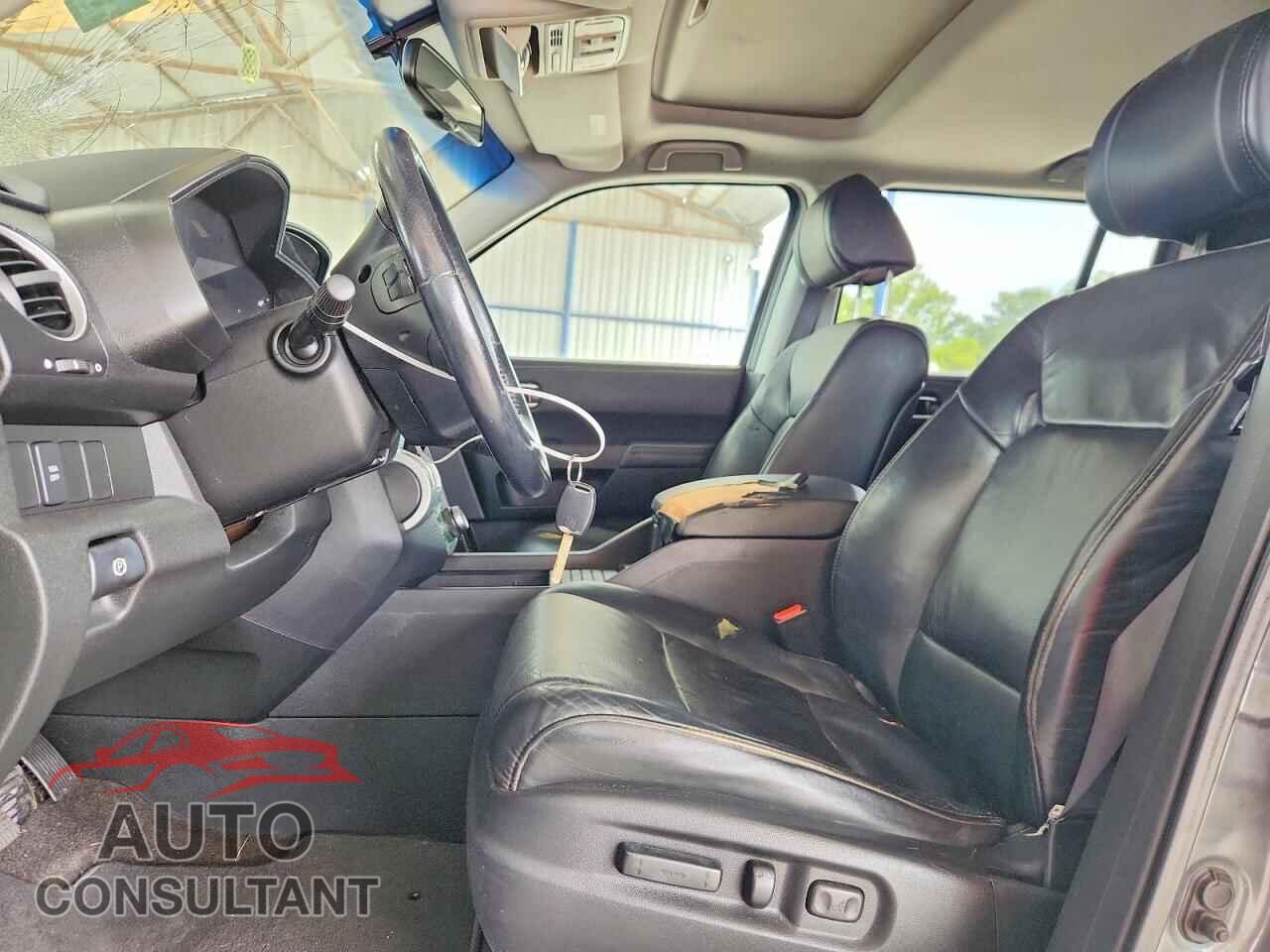 HONDA PILOT 2011 - 5FNYF4H71BB059699