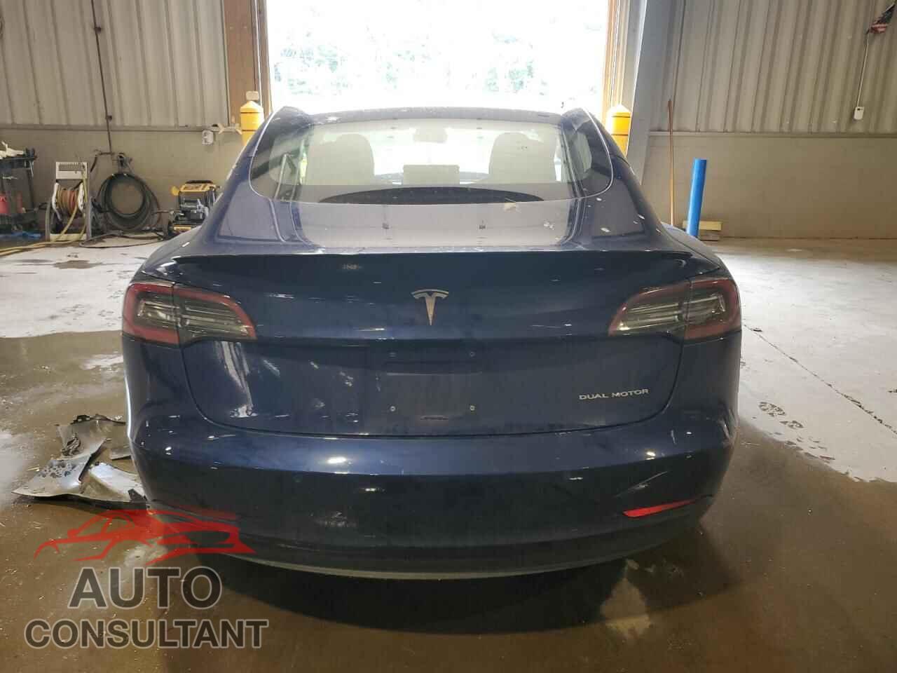 TESLA MODEL 3 2018 - 5YJ3E1EB2JF147681