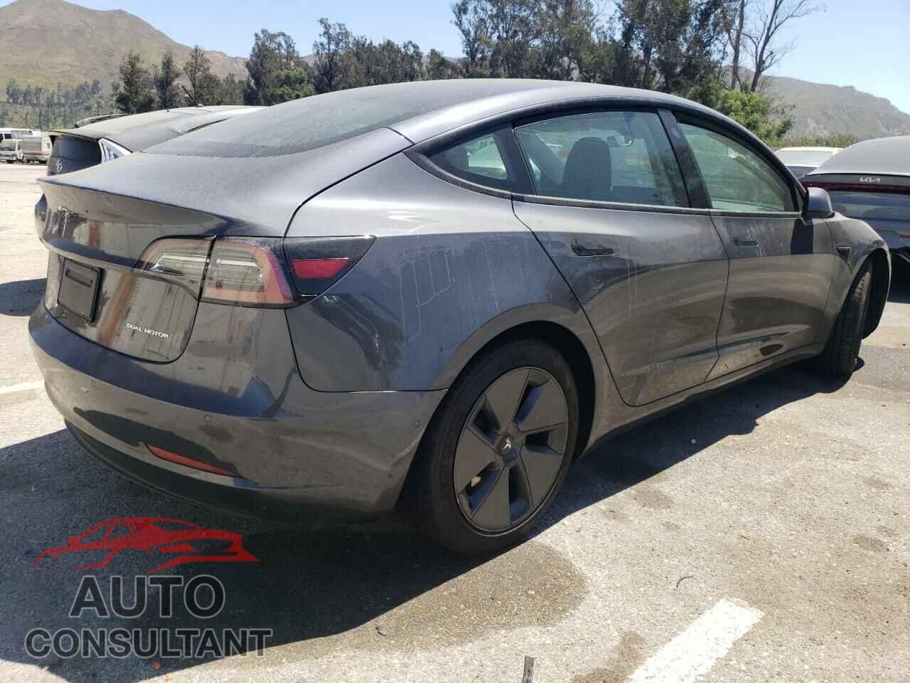 TESLA MODEL 3 2021 - 5YJ3E1EB9MF995352