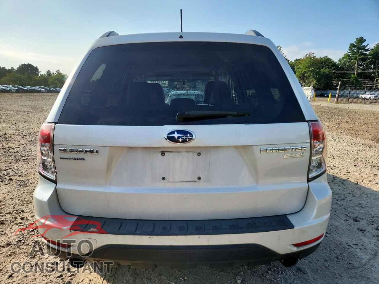 SUBARU FORESTER 2013 - JF2SHAEC4DH405541