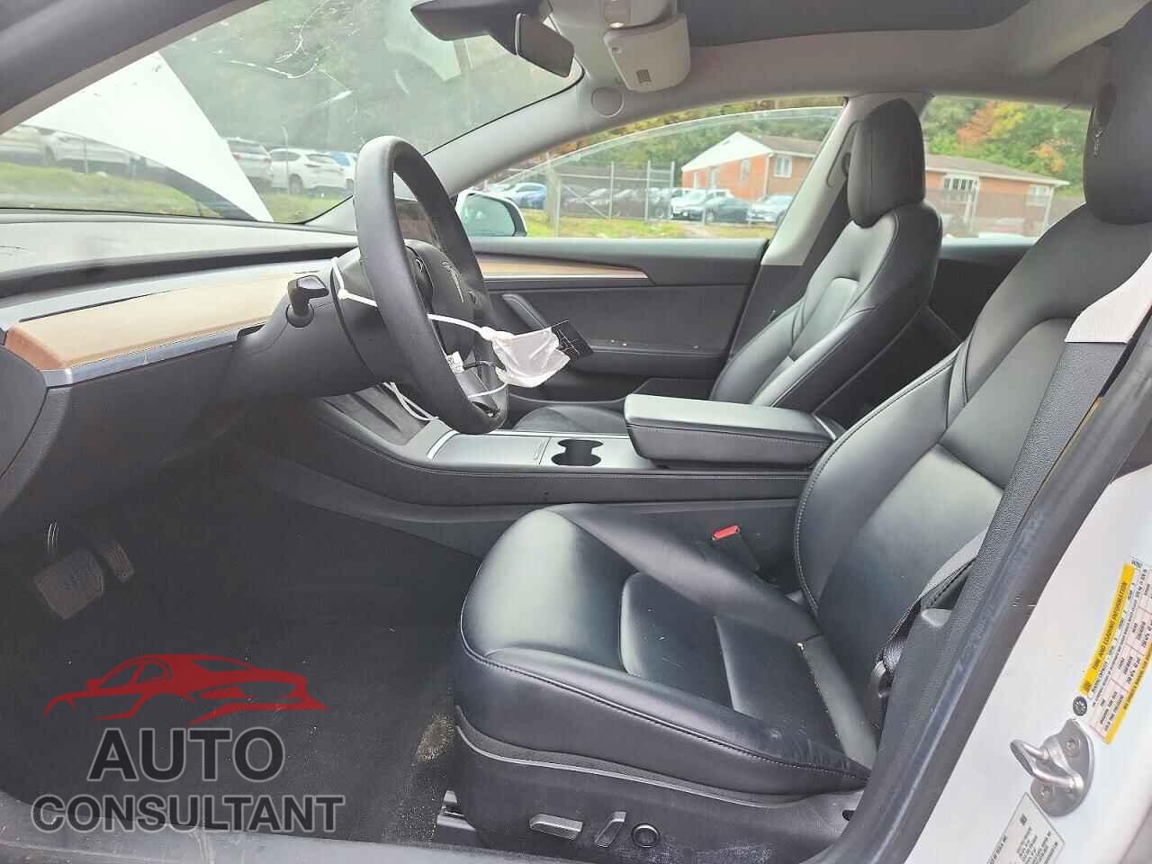 TESLA MODEL 3 2021 - 5YJ3E1EA2MF047057