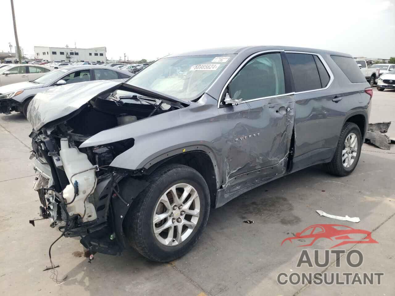 CHEVROLET TRAVERSE 2019 - 1GNERFKW3KJ174696