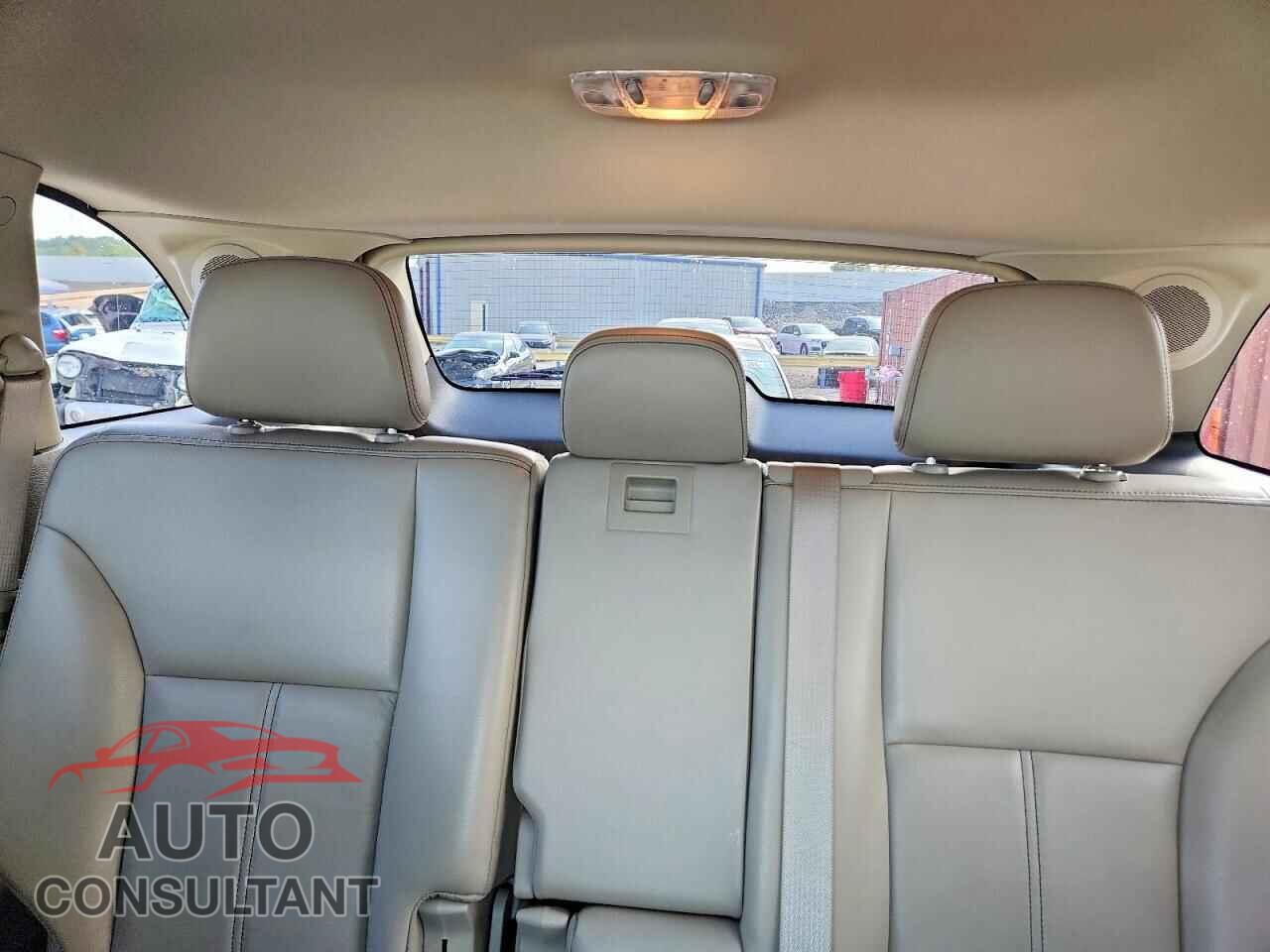 FORD EDGE 2011 - 2FMDK3KC8BBA62957