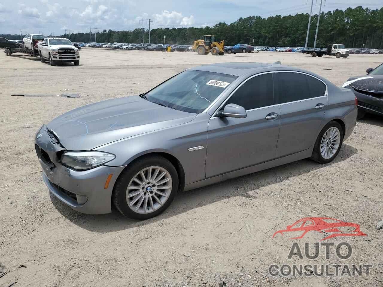 BMW 5 SERIES 2013 - WBAFR7C59DC824516