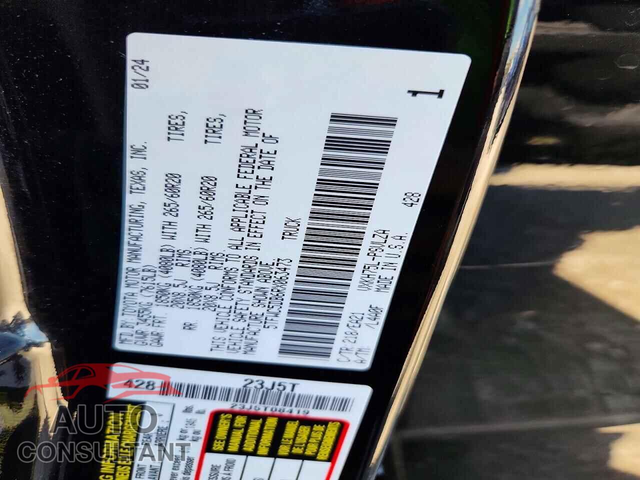 TOYOTA TUNDRA 2024 - 5TFWC5DB6RX063473