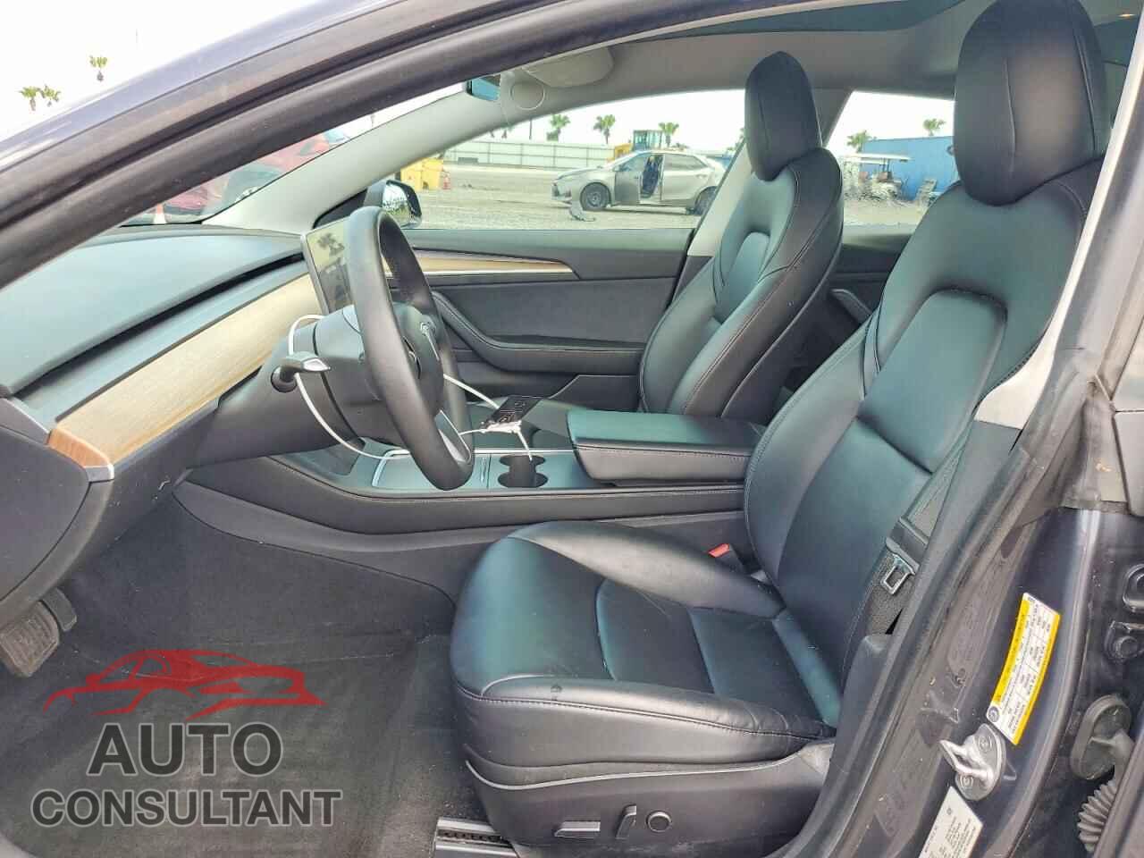 TESLA MODEL 3 2021 - 5YJ3E1EAXMF083076