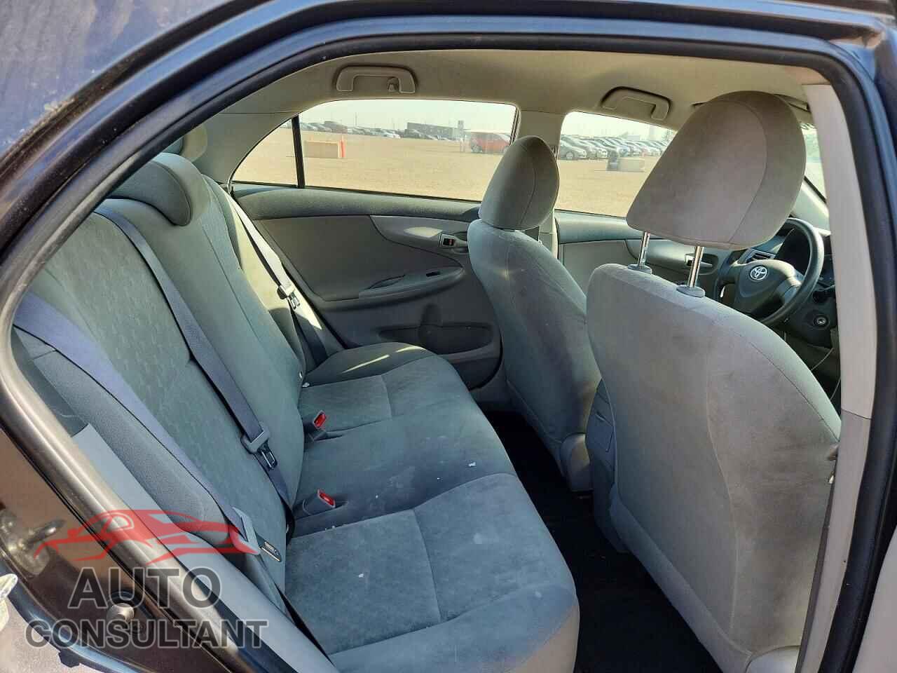 TOYOTA COROLLA 2010 - 2T1BU4EEXAC194536