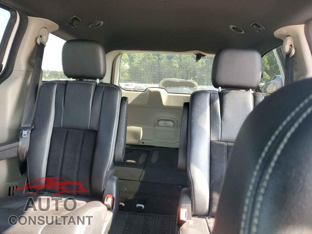 DODGE CARAVAN 2017 - 2C4RDGCG7HR686603