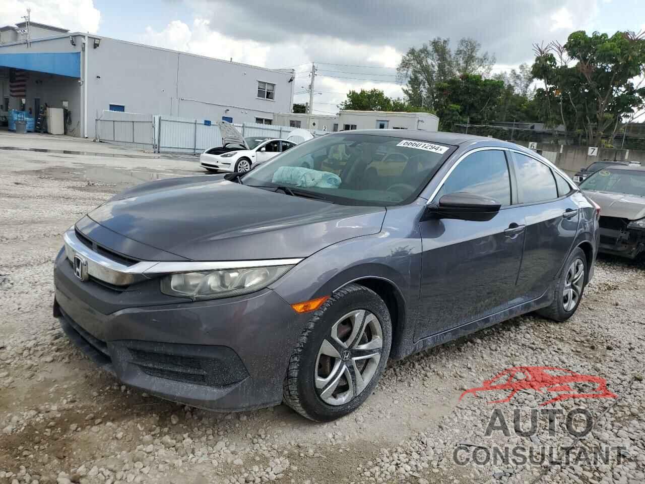 HONDA CIVIC 2018 - 2HGFC2F57JH602876