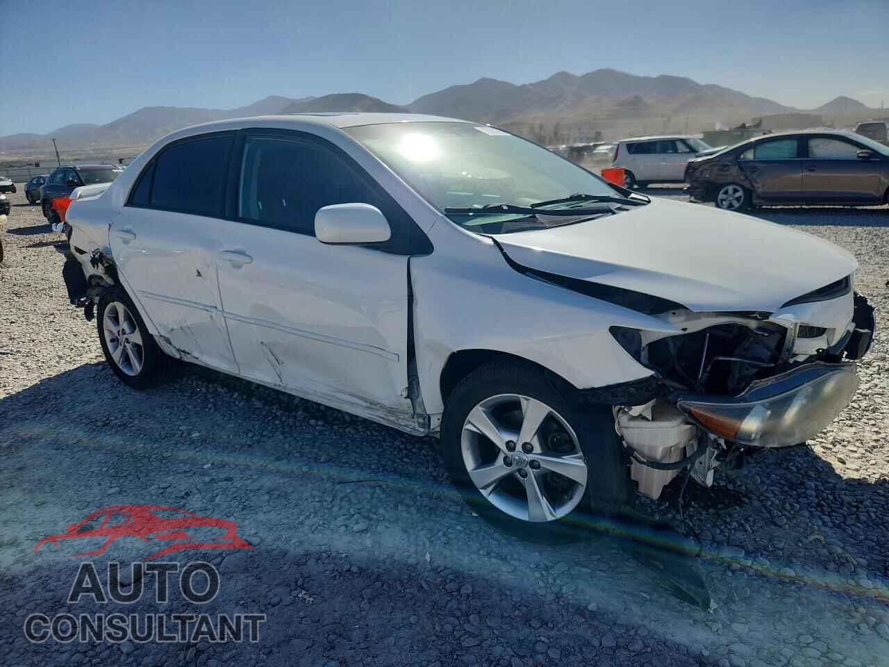 TOYOTA COROLLA 2011 - 2T1BU4EE8BC684636