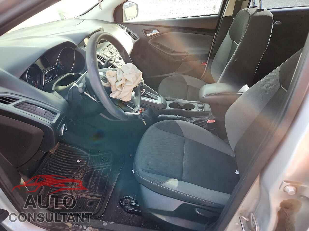 FORD FOCUS 2012 - 1FAHP3K24CL313611
