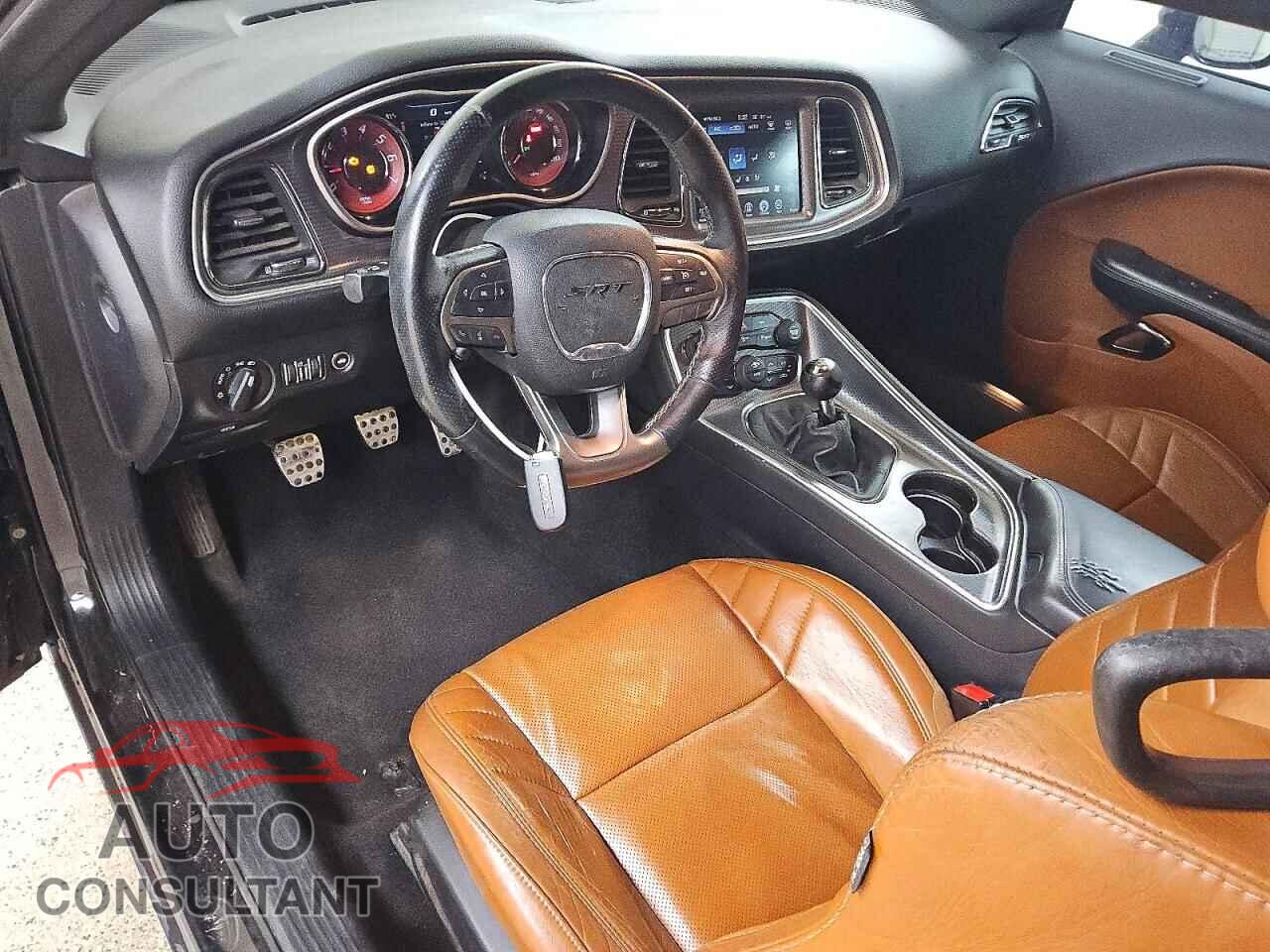 DODGE CHALLENGER 2015 - 2C3CDZC94FH809221