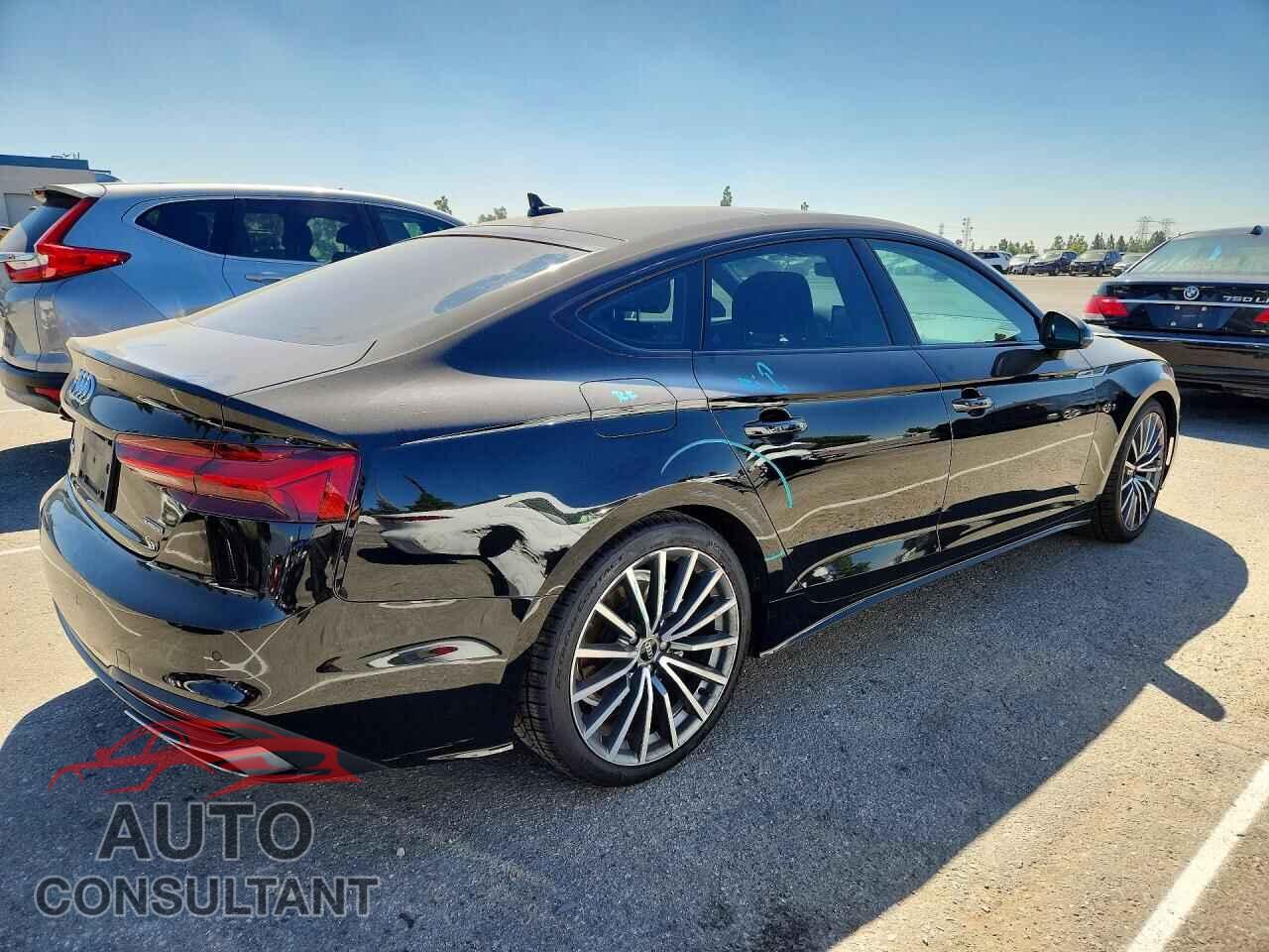 AUDI A5 2022 - WAUCBCF52NA029512