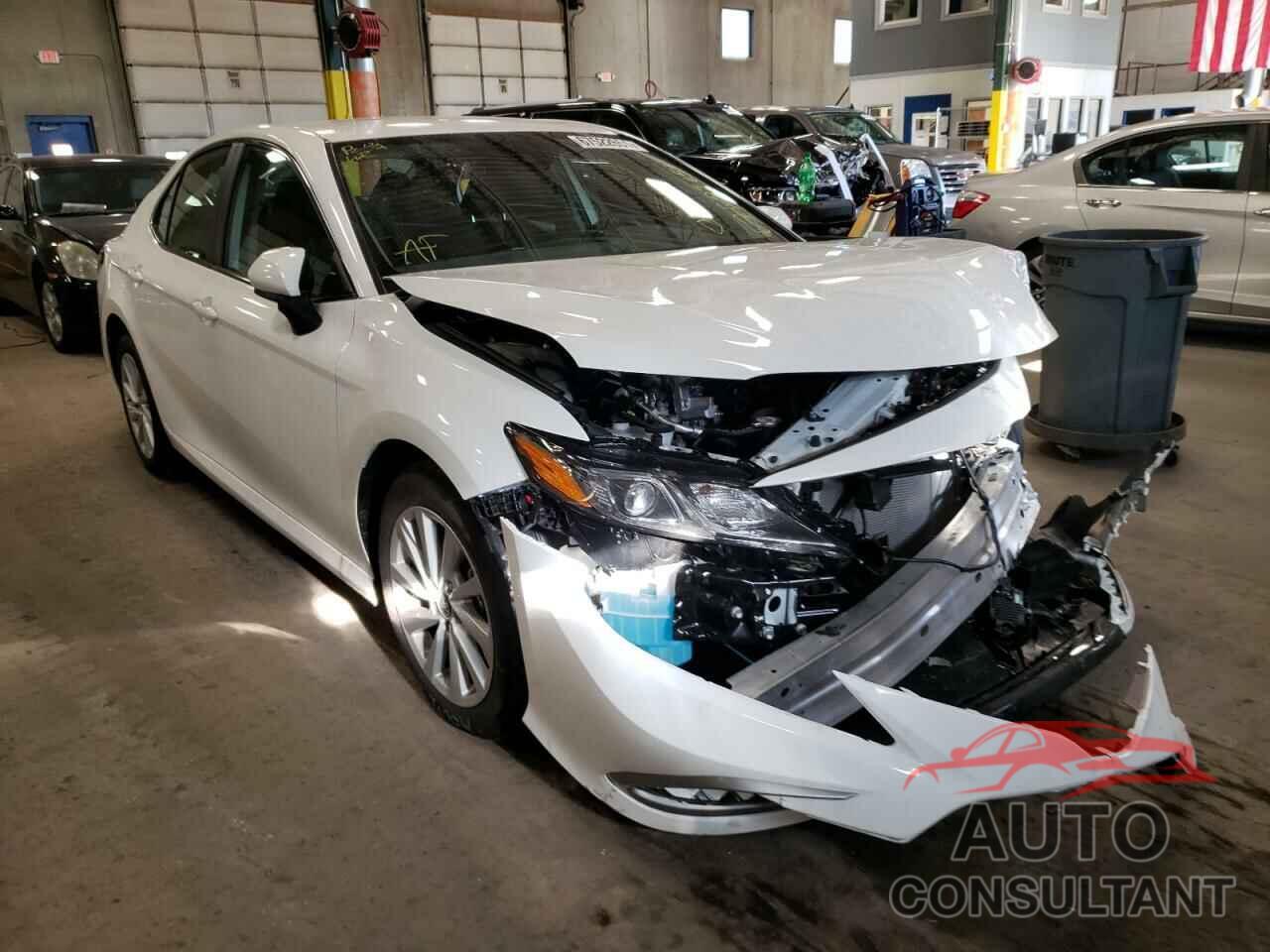 TOYOTA CAMRY 2021 - 4T1C11AK9MU493073