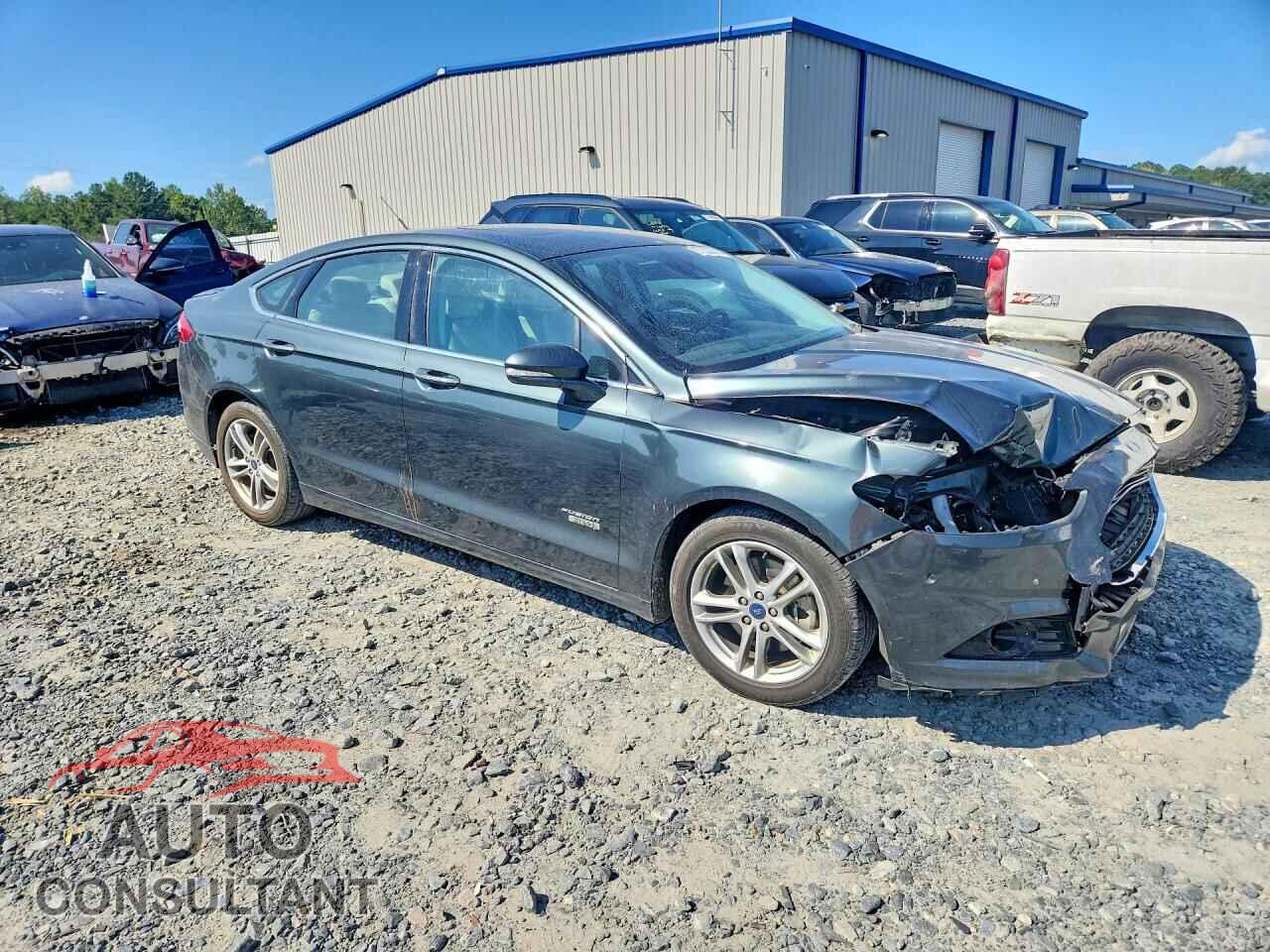 FORD FUSION 2016 - 3FA6P0SU9GR120997