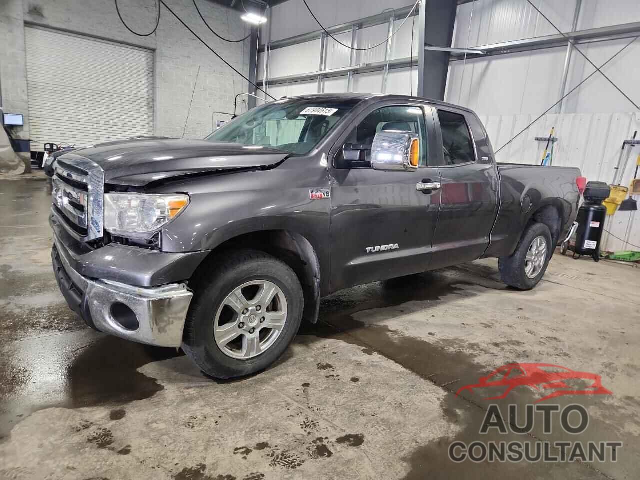 TOYOTA TUNDRA 2011 - 5TFUW5F15BX168241