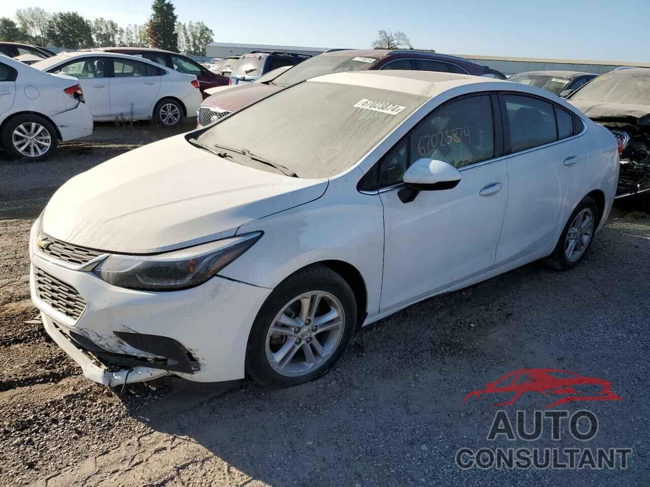 CHEVROLET CRUZE 2017 - 1G1BE5SM1H7276917