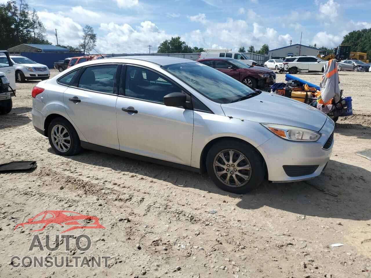 FORD FOCUS 2017 - 1FADP3E21HL302180
