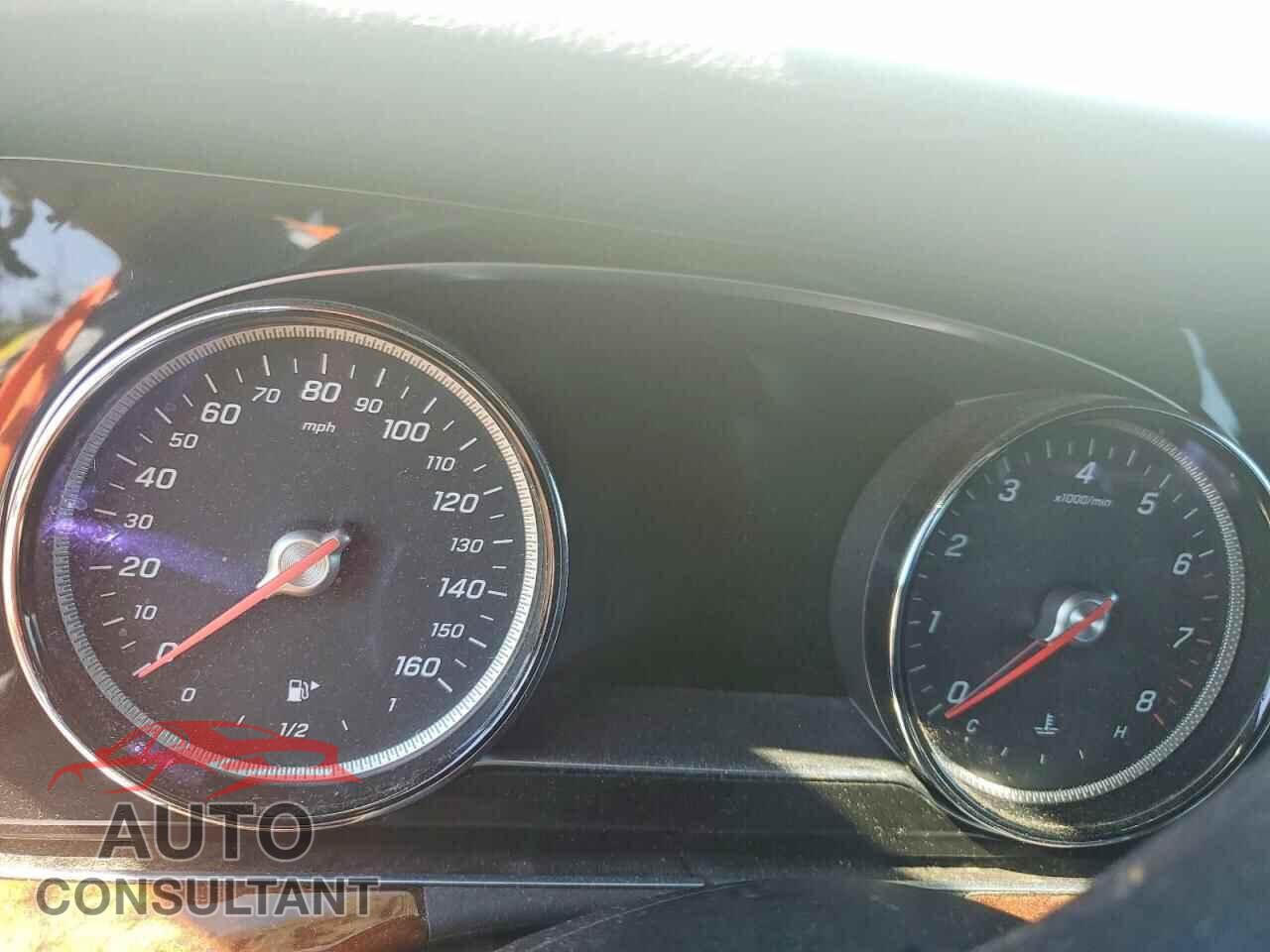 MERCEDES-BENZ E-CLASS 2017 - WDDZF4KB3HA149901
