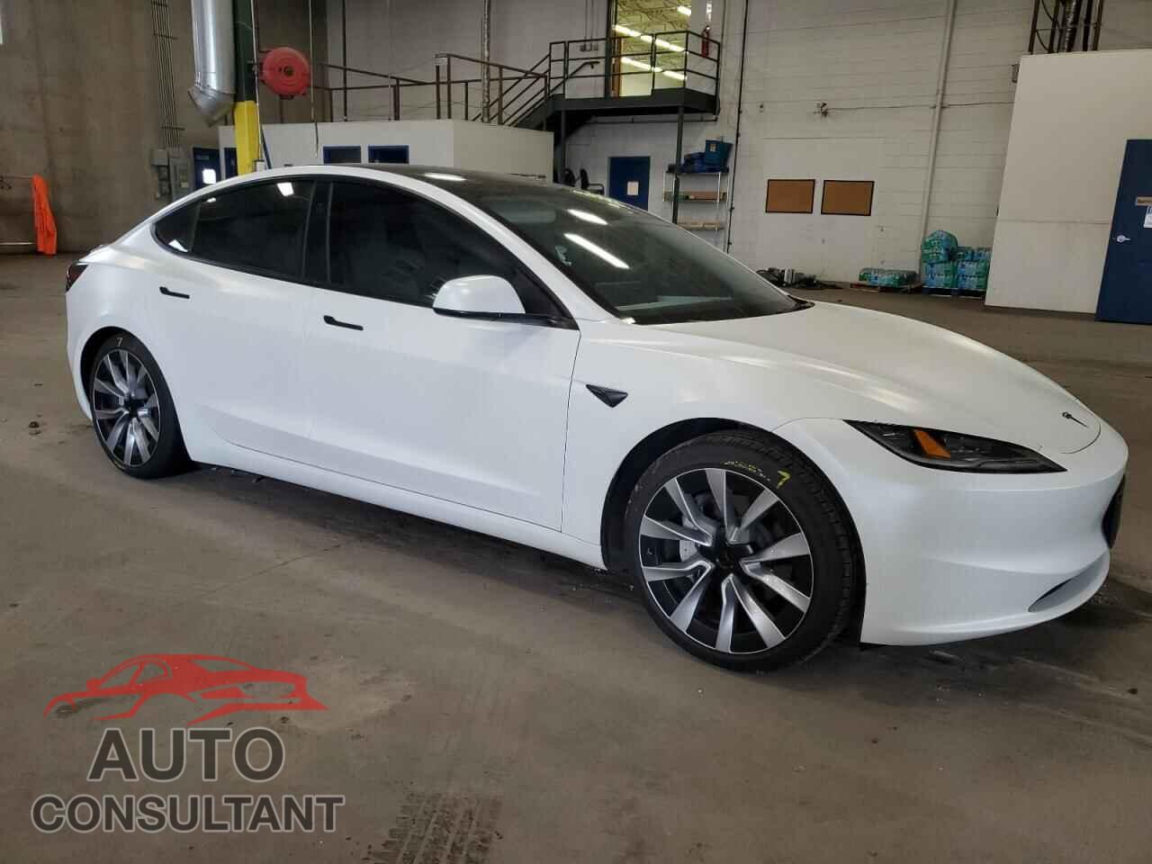TESLA MODEL 3 2024 - 5YJ3E1EB4RF853949