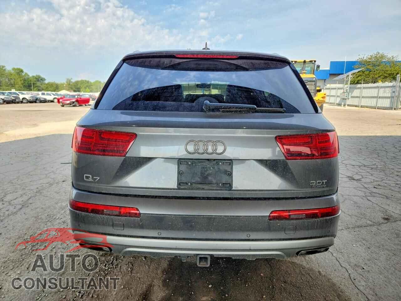 AUDI Q7 2018 - WA1VAAF71JD042422
