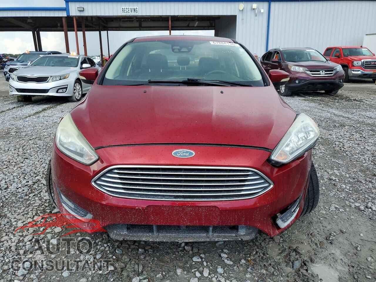 FORD FOCUS 2017 - 1FADP3J23HL256714