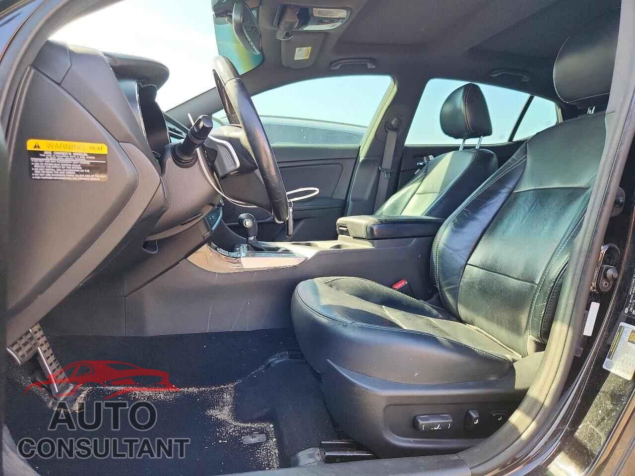 KIA OPTIMA 2013 - 5XXGR4A68DG170447
