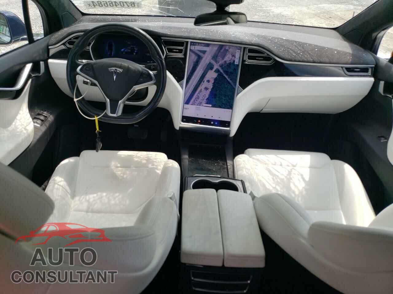 TESLA MODEL X 2017 - 5YJXCBE21HF050303