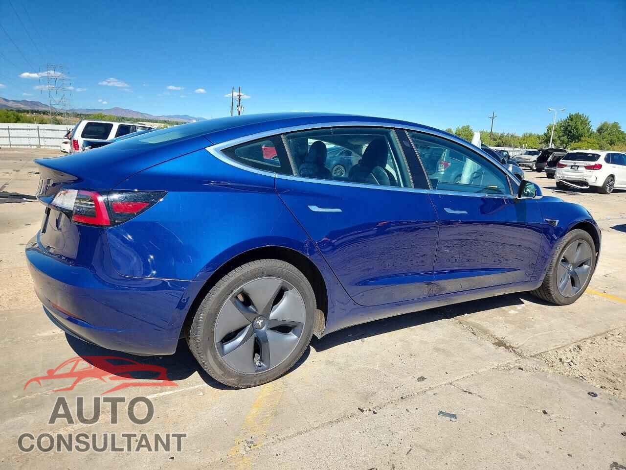 TESLA MODEL 3 2019 - 5YJ3E1EA5KF326323