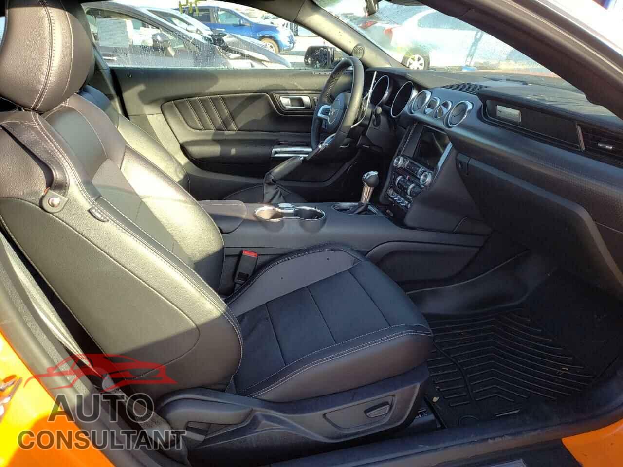 FORD MUSTANG 2021 - 1FA6P8CF4M5120886