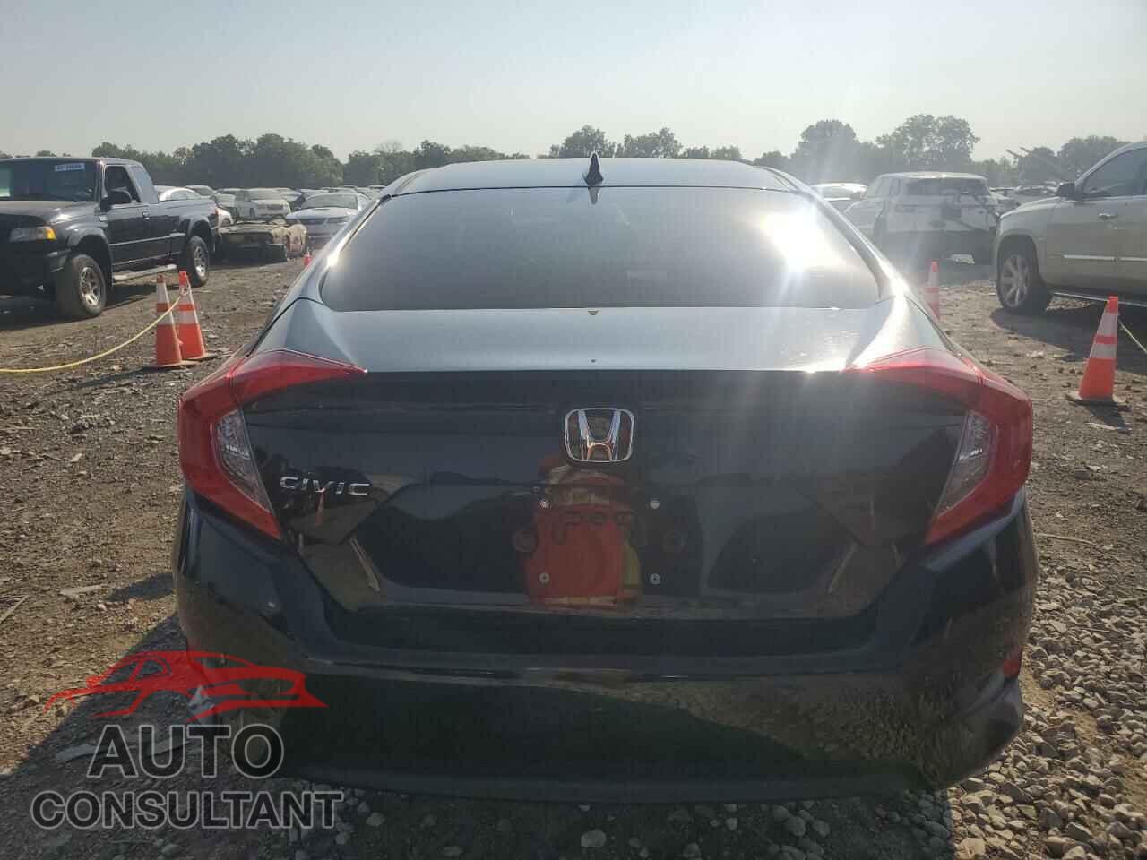 HONDA CIVIC 2017 - 19XFC2F78HE060581