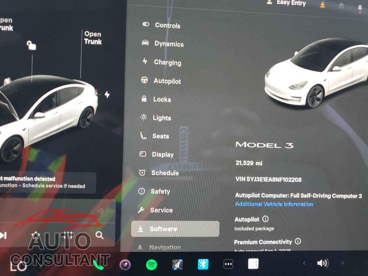 TESLA MODEL 3 2022 - 5YJ3E1EA8NF102208
