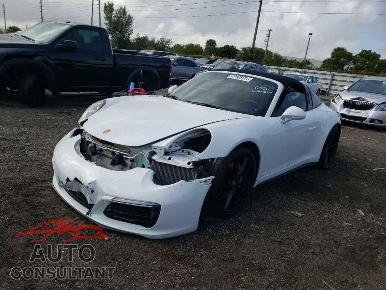 PORSCHE 911 2019 - WP0BB2A98KS126366