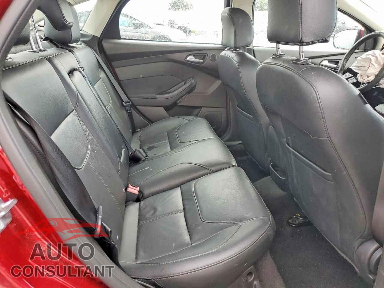 FORD FOCUS 2017 - 1FADP3J23HL256714