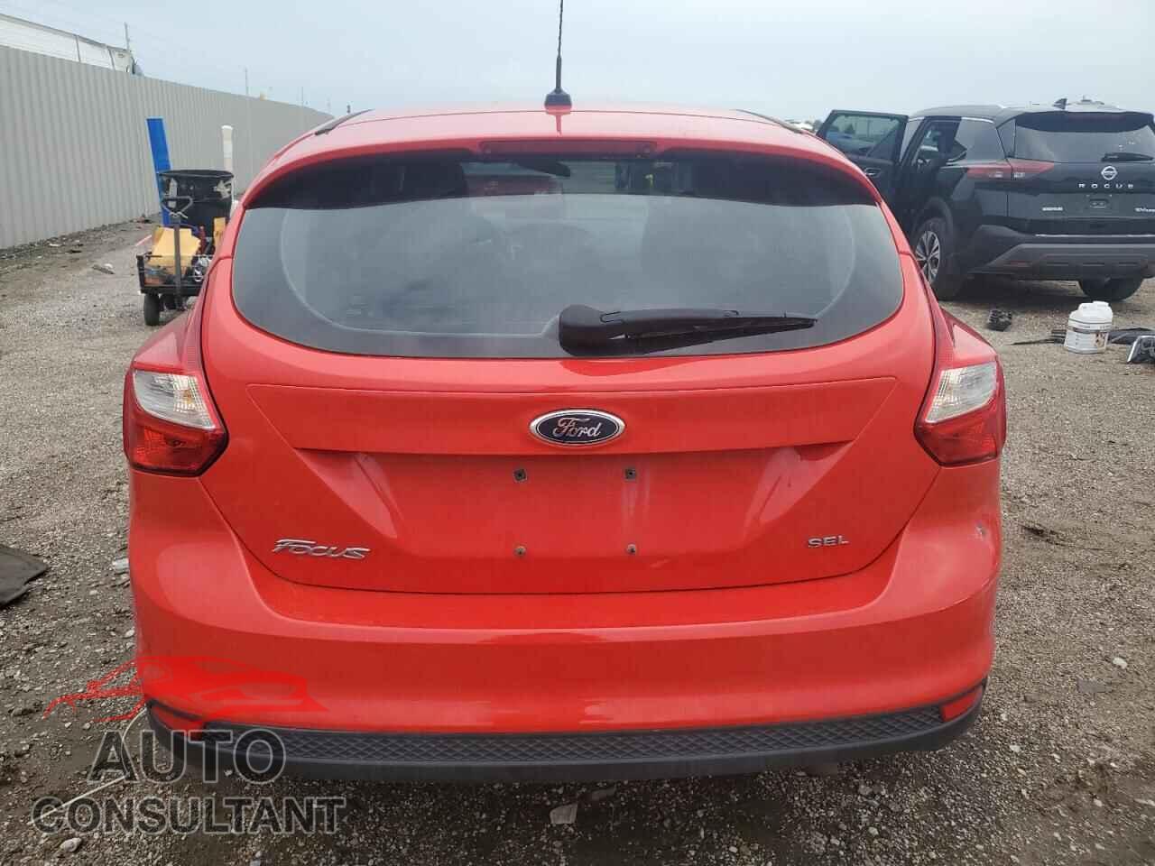 FORD FOCUS 2012 - 1FAHP3M2XCL162190