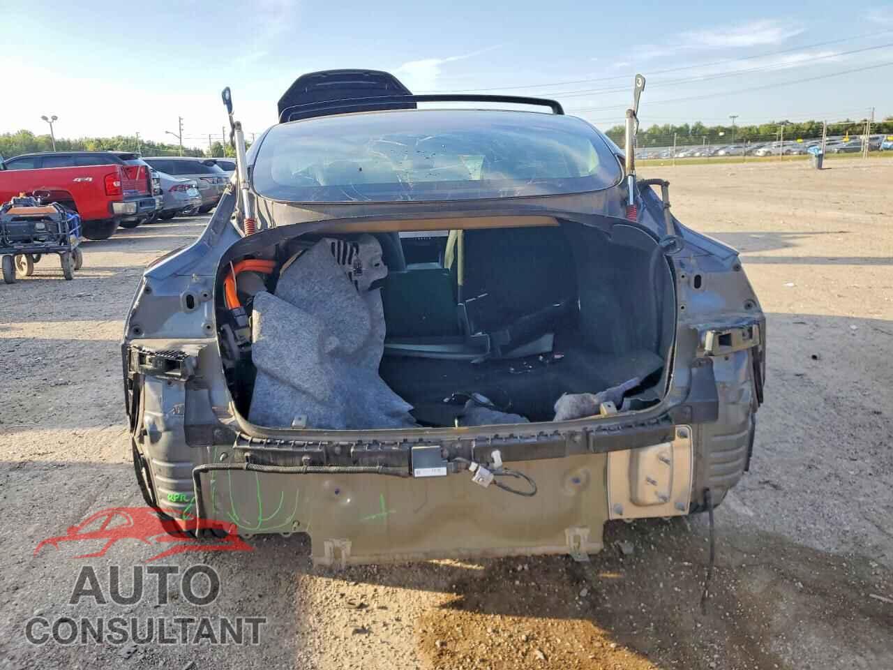 TESLA MODEL 3 2020 - 5YJ3E1EA1LF598515