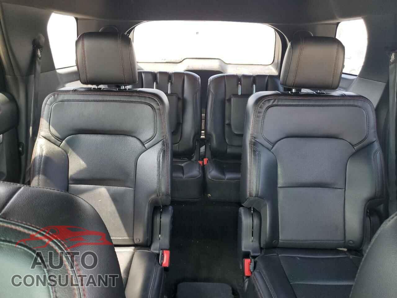 FORD EXPLORER 2016 - 1FM5K8GT7GGA75192