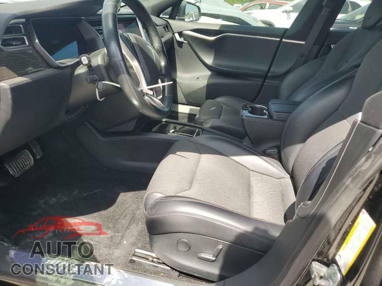 TESLA MODEL S 2017 - 5YJSA1E14HF209722