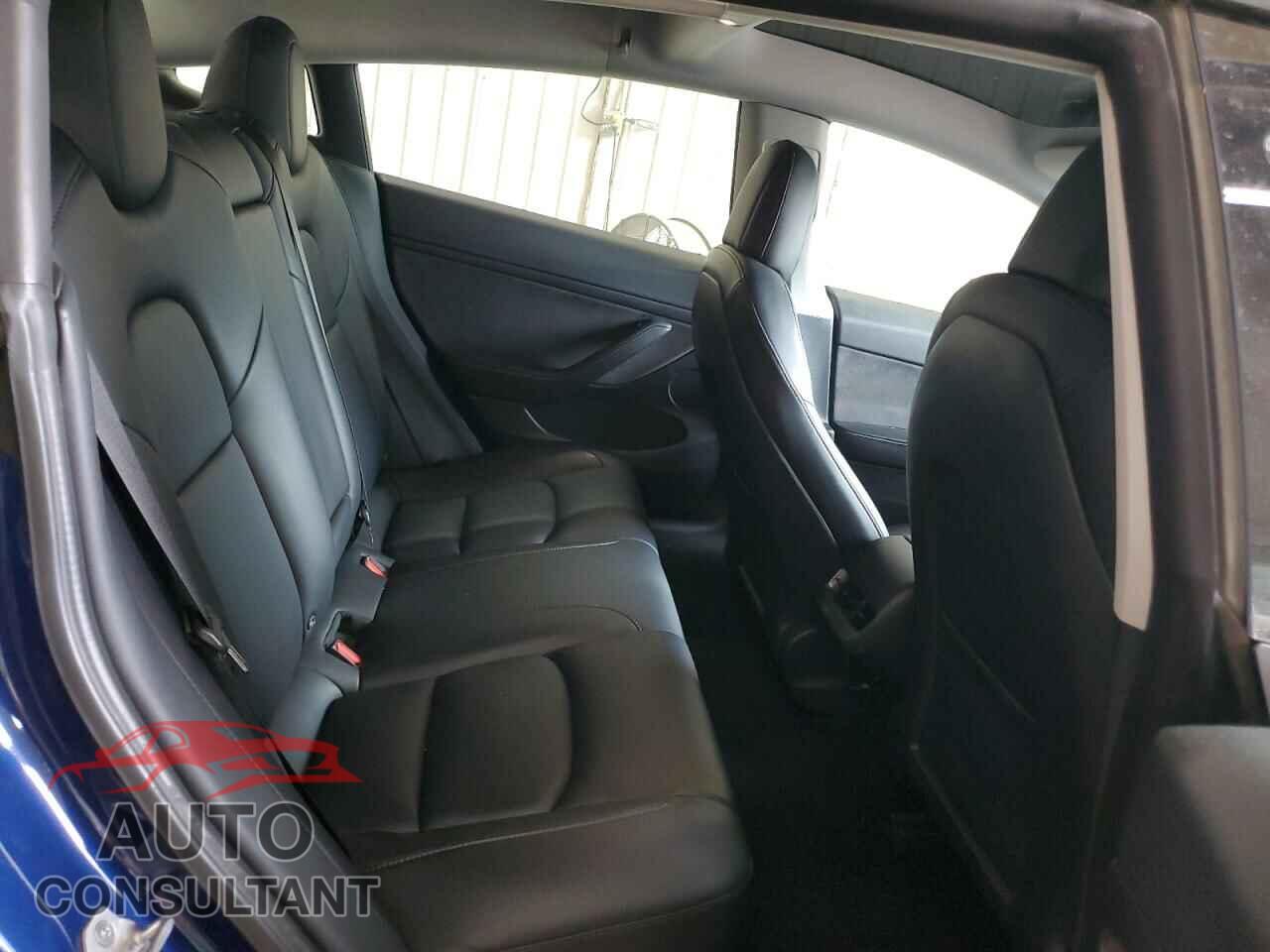 TESLA MODEL 3 2022 - 5YJ3E1EB7NF189706