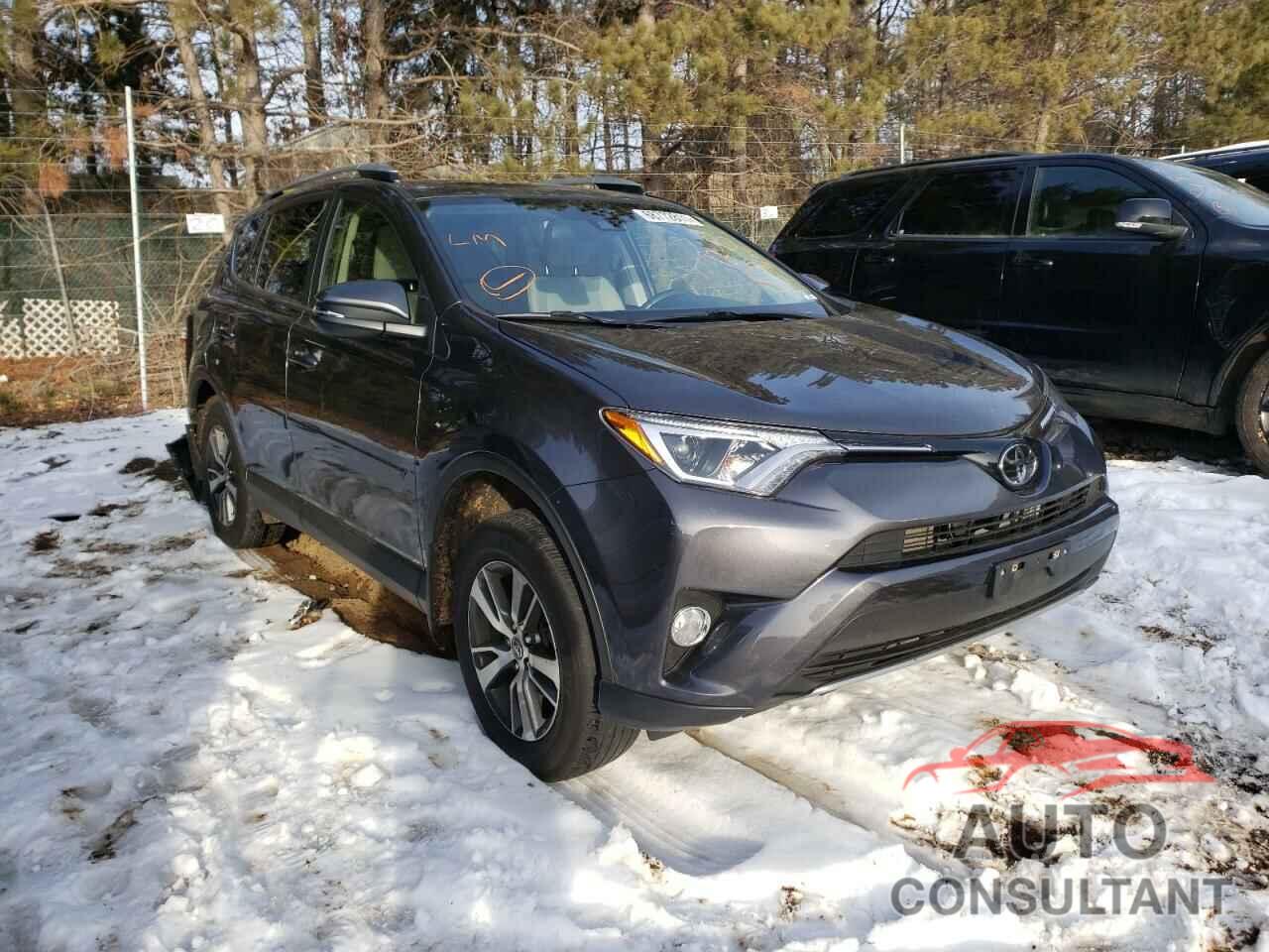 TOYOTA RAV4 2018 - JTMRFREV1JJ219432