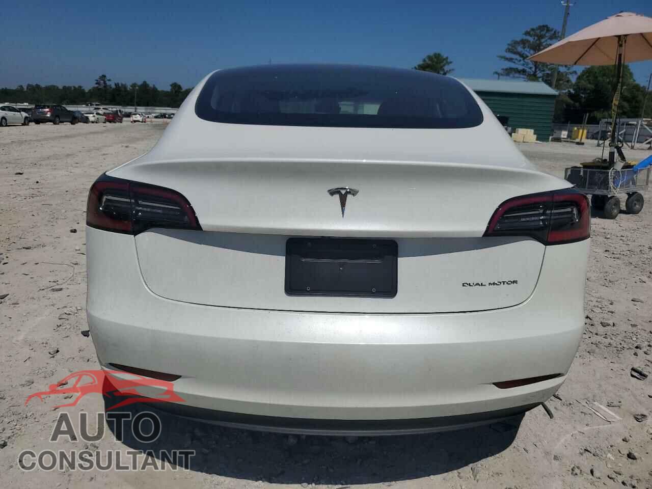 TESLA MODEL 3 2023 - 5YJ3E1EB1PF390701