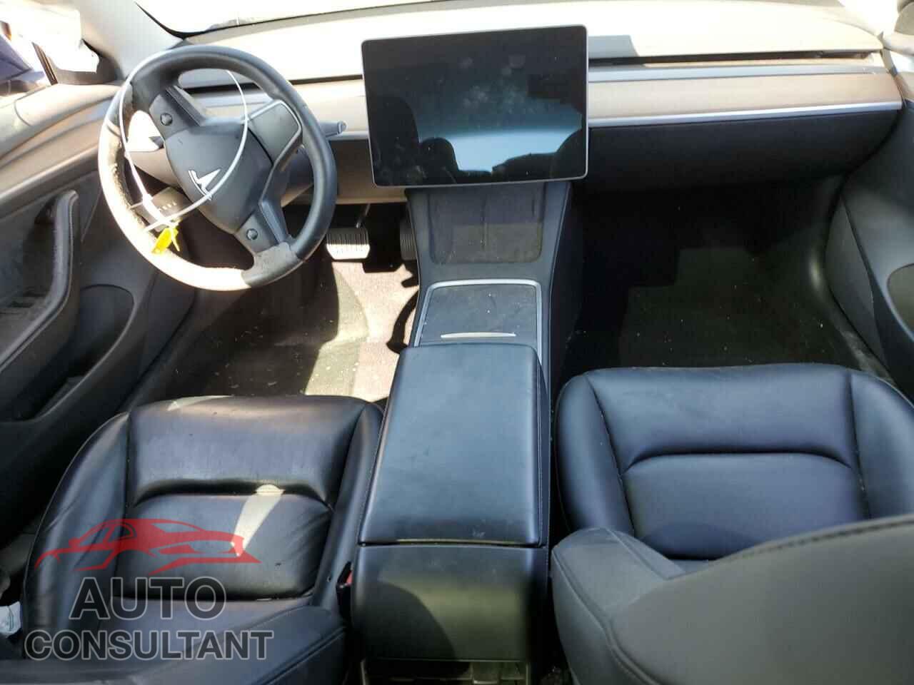 TESLA MODEL 3 2021 - 5YJ3E1EAXMF001380