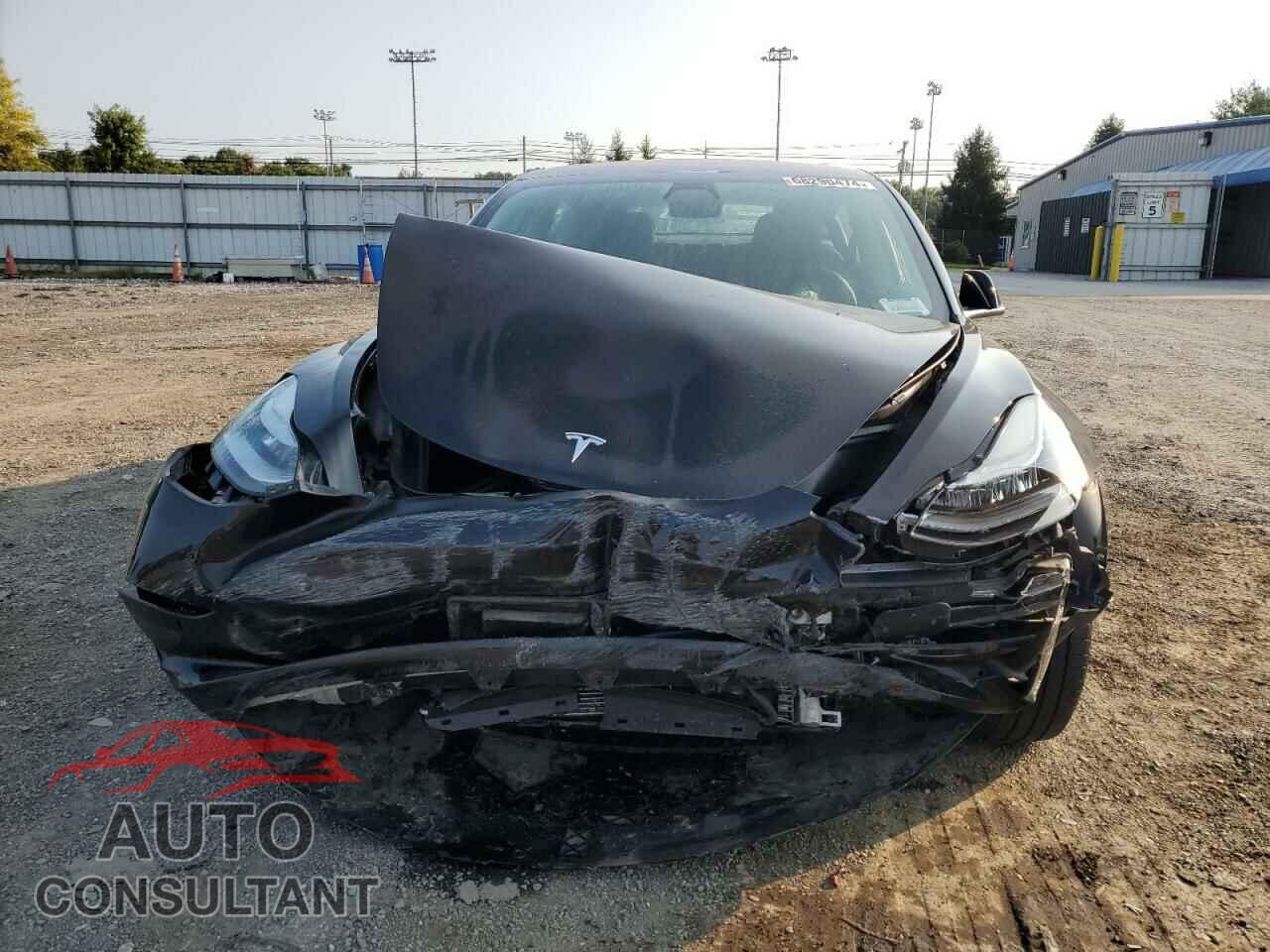 TESLA MODEL 3 2018 - 5YJ3E1EB6JF130513