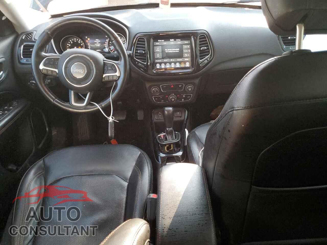 JEEP COMPASS 2020 - 3C4NJCCB8LT198447