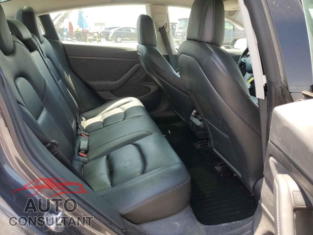 TESLA MODEL 3 2021 - 5YJ3E1EA2MF941298