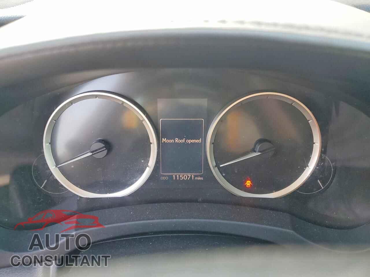LEXUS IS 2016 - JTHBA1D29G5037857