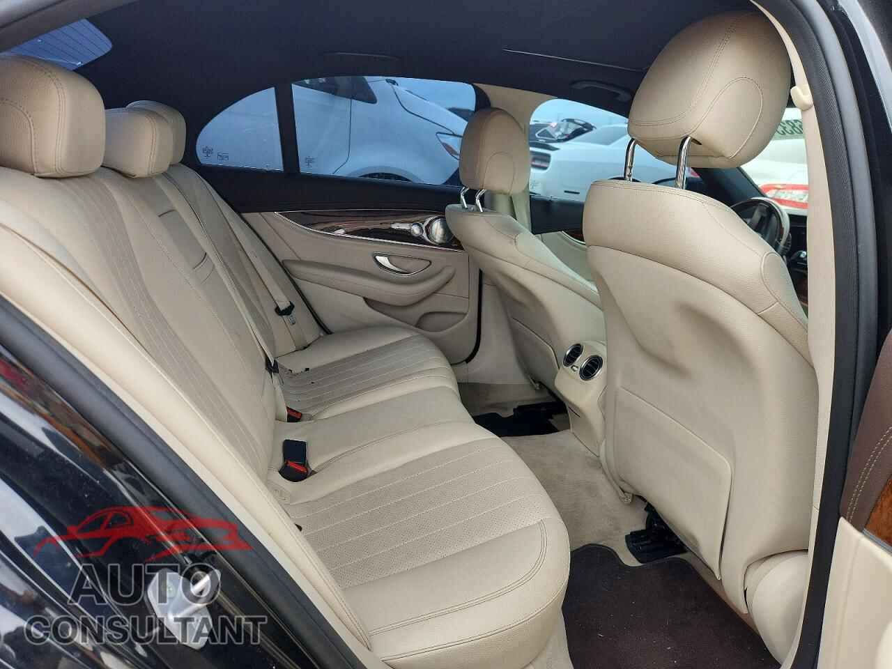 MERCEDES-BENZ E-CLASS 2017 - WDDZF4JB9HA239300