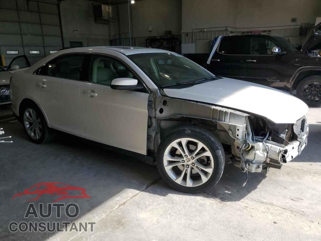 FORD TAURUS 2013 - 1FAHP2E81DG190872
